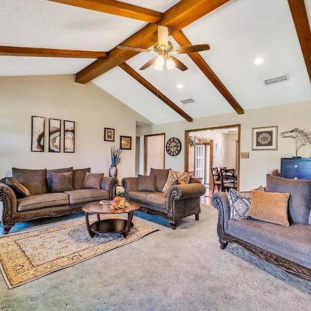 Homestead House - In Shadow Hills Golf Course Division Home ラボック エクステリア 写真